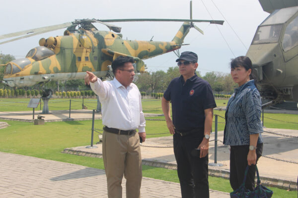 Ambassador Thai Mr Chakkrid Krachaiwong visited Army Museum Lahore