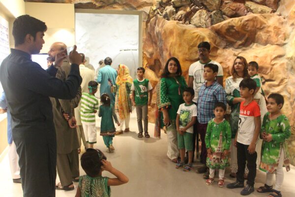 Happy-independence-day-2018-army-museum-lahore-5