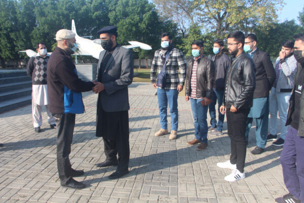 1. 9 Jan 2022 Pakistan Navy Under Training Officers Visited Army Museum Lahore (2)