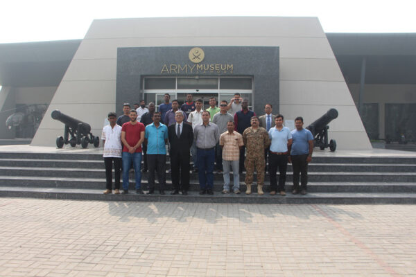Allied-Officers-Delegation-Visited-Army-Musuem-Lahore